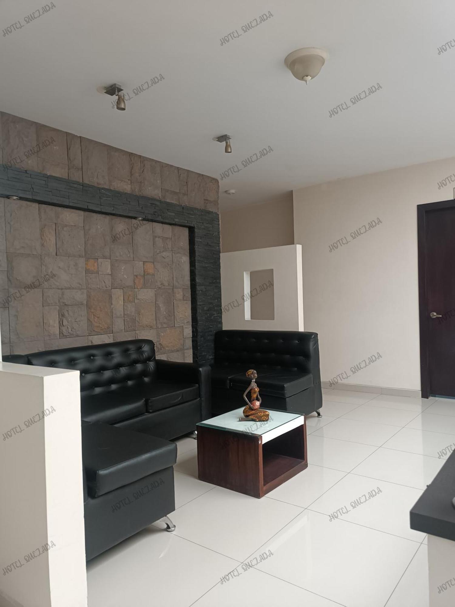 Hotel Quezada Hermanos Санто-Доминго-де-лос-Колорадос Экстерьер фото